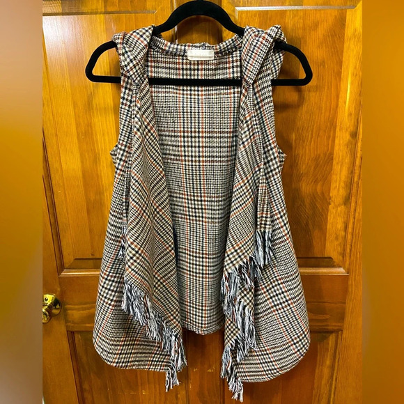 Altar'd State Sweaters - Altar’d State plaid tweed hooded vest size small academia cozy casual